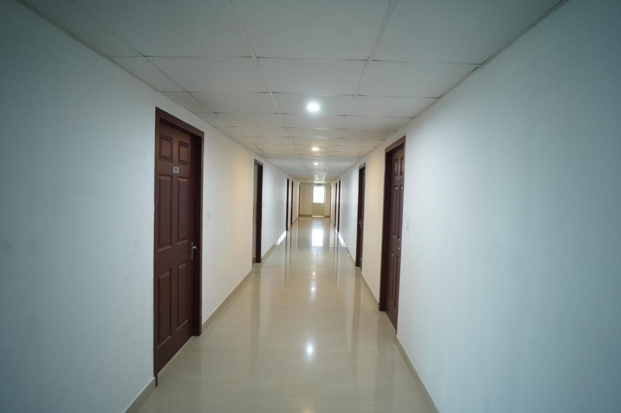 Sn Rooms Perumpavur Exterior photo