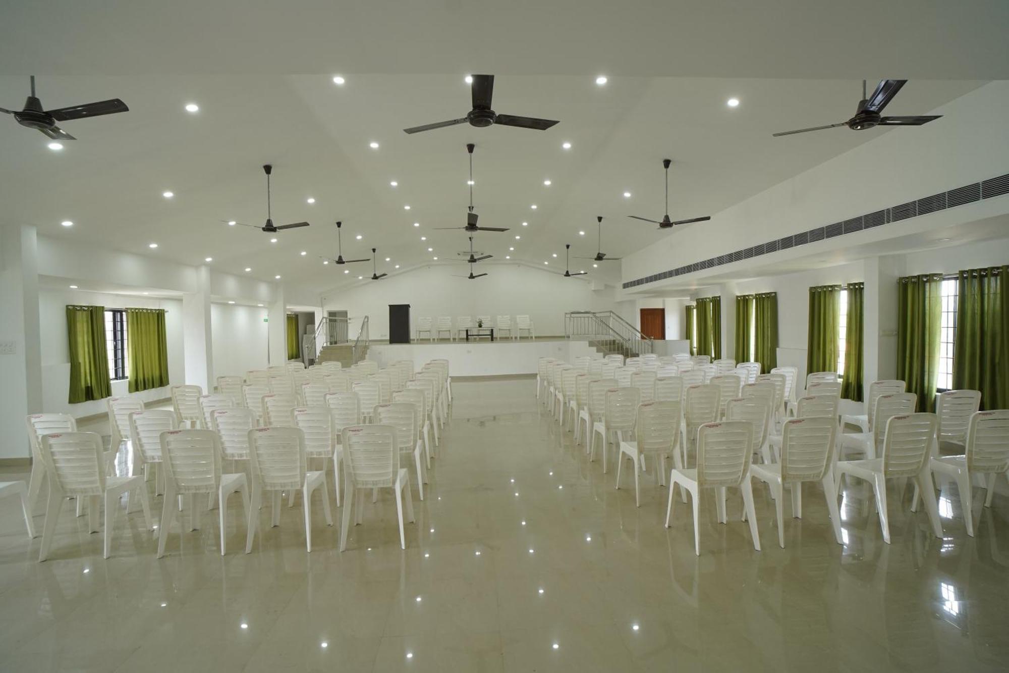 Sn Rooms Perumpavur Exterior photo
