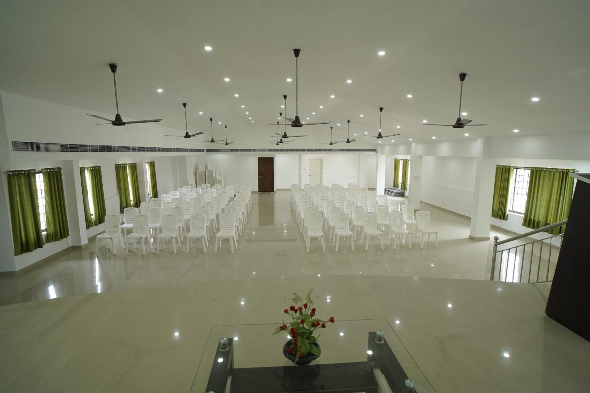 Sn Rooms Perumpavur Exterior photo